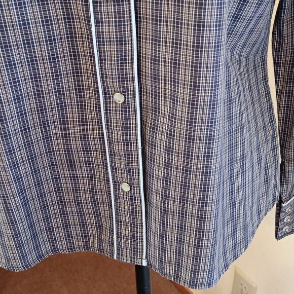 Vintage  Old Navy Pearl Snap Front Western Shirt.Western,Rodeo,Coastal  Cowgirl - Picture 3 of 11